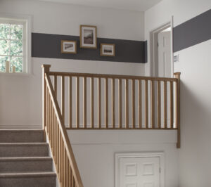 Landing Refurb Kit Hemlock Handrail Baserail & 32mm spindles