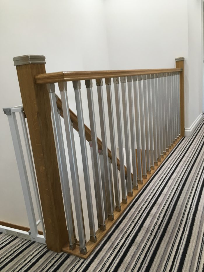 Solution Stair Part Bundle Landing Kit 1800mm - In Various Timbers - Image 2